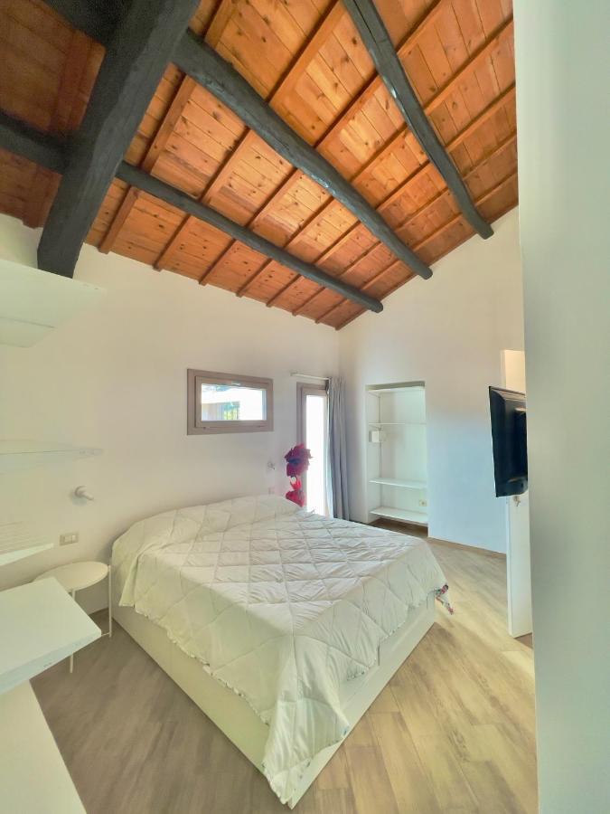 Bed and Breakfast Domu Virginia Кастиадас Экстерьер фото
