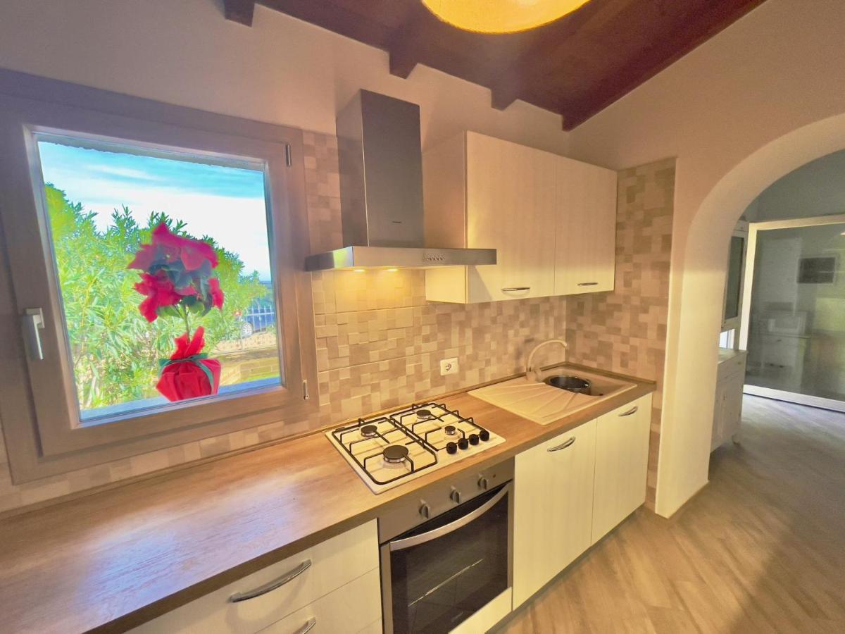 Bed and Breakfast Domu Virginia Кастиадас Экстерьер фото
